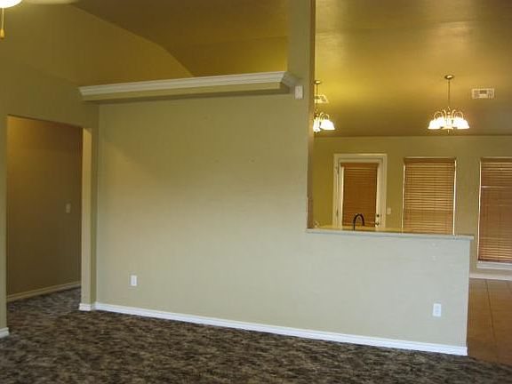 4th image of 105 Woodridge Dr