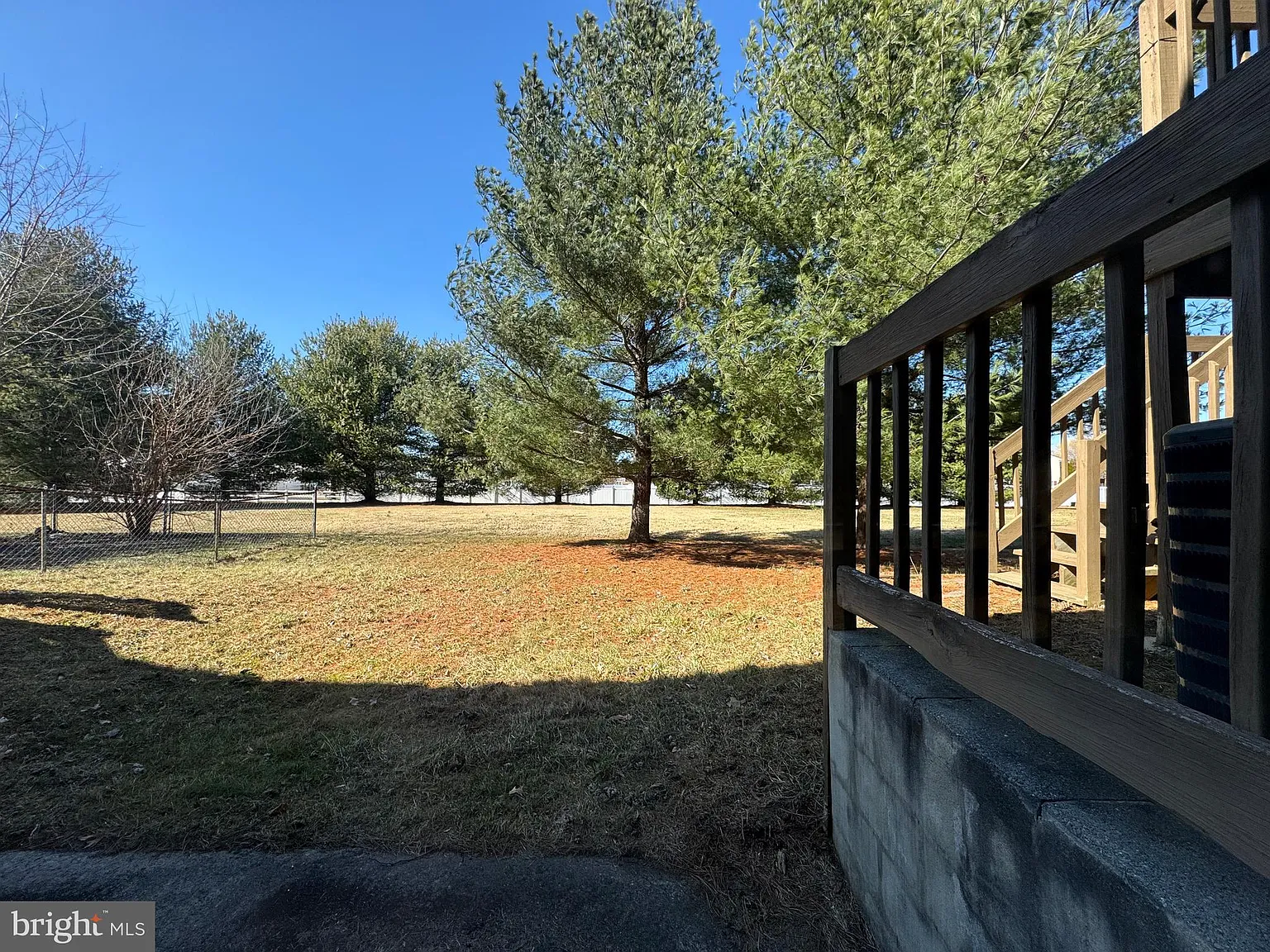3 bed, 1.5 bath, 1760 sqft, $1,800 — Photo 4
