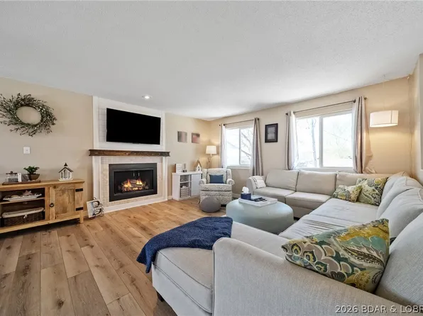 5304 Gamble Cir, Osage Beach, MO 65065