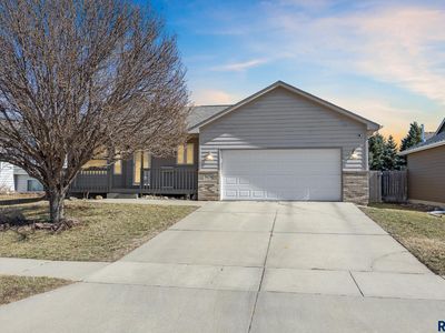 808 S Tayberry Ave, Sioux Falls, SD, 57106