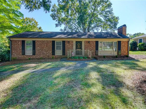 4840 Spilsby Ln, Winston Salem, NC 27104