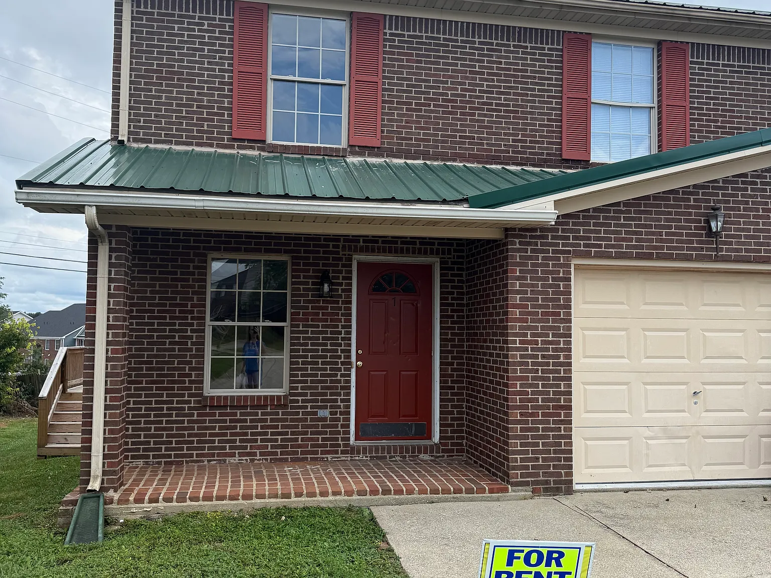 4 bed, 1700 sqft, $1,600 — Photo 1
