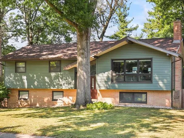 3093 Essex Pl, Lancaster, PA 17601