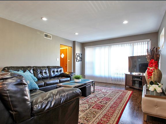 4th image of 7539 W Monroe St #1A