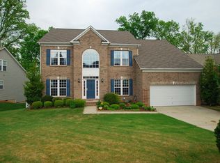 253 Hyde Park Ln, Fort Mill, SC 29708