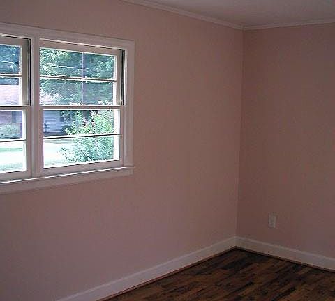 3rd image of 204 West St