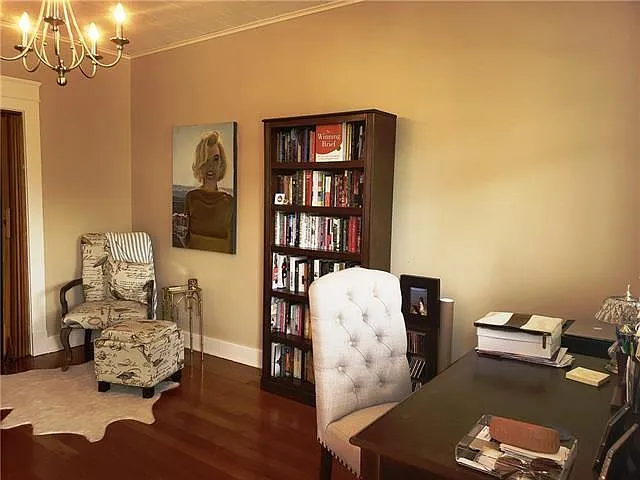 2 bed, 1.0 bath, 1050 sqft, $1,750 — Photo 3