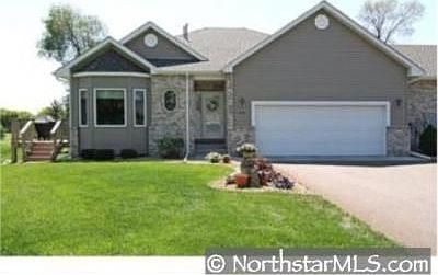 1st image of 924 136th Ln NE