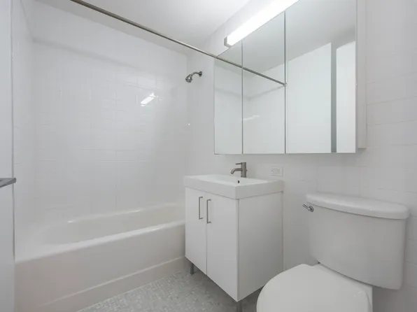 20 Exchange Place image 5 of 23