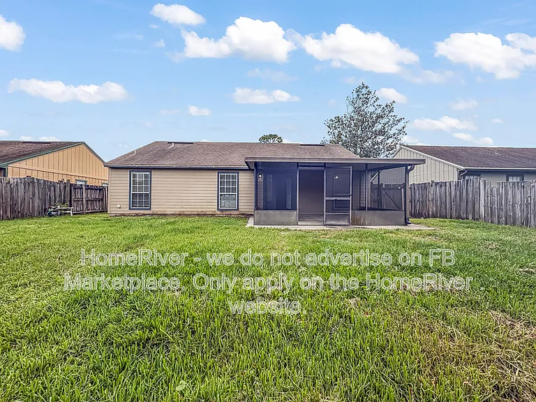 3859 English Colony Dr N — Photo 15