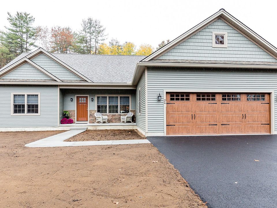 1st image of 10 Coriander Dr