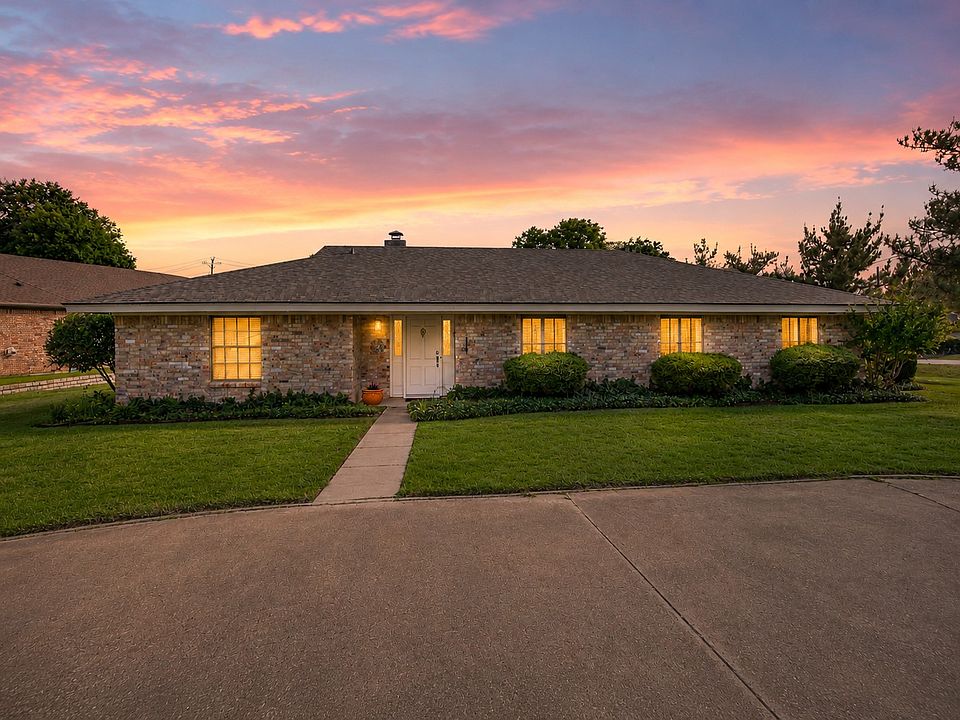 1st image of 5132 Fairway Cir