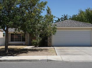 1801 Stratford St, Lancaster, CA 93534