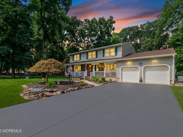 21 Howe Lane, Freehold, NJ 07728