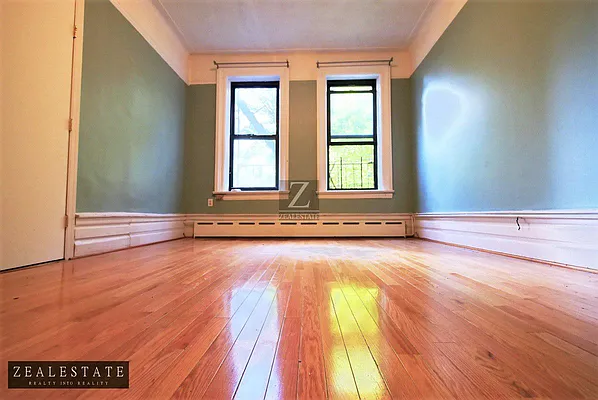 Rented by ZealEstate Group Inc | media 40