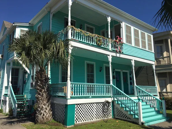 1528 Church St APT 4, Galveston, TX 77550