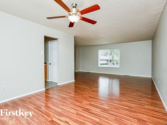 4th image of 1755 Staunton Ct