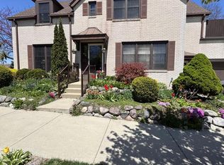 3216 Moorland Ave, Racine, WI 53405