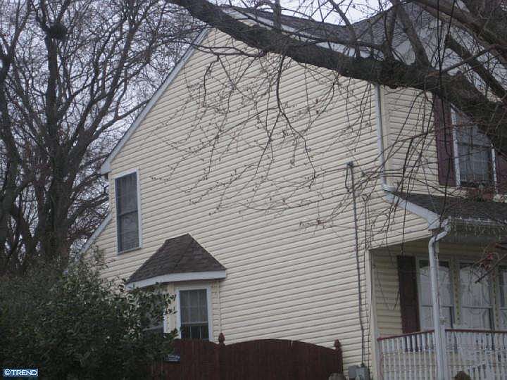 2nd image of 113 Trenton Ave
