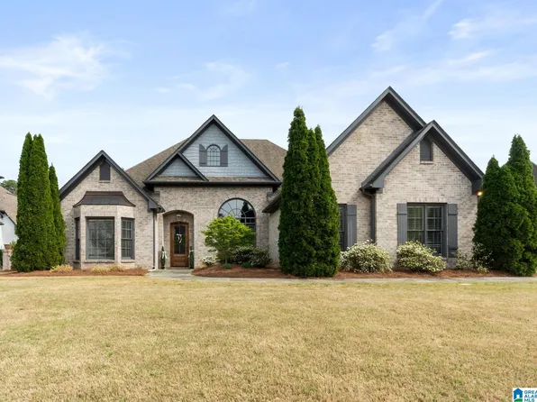 2045 Highland Village Bnd, Birmingham, AL 35242