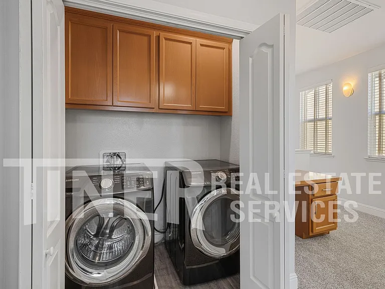 203 Rochdale St — Photo 20
