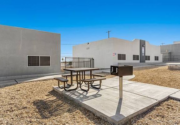 4th image of 620 N 12th St #12D