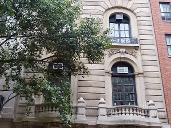 7 East 75th Street image 1 of 1
