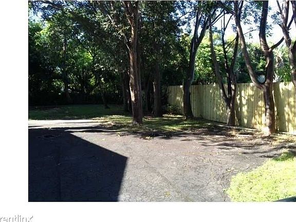 4th image of 8410 SW 155th Ter