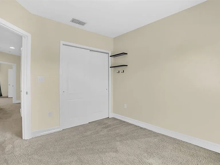 4636 Messina Dr — Photo 31