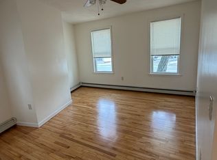 84 Hampshire St #1, Cambridge, MA 02139