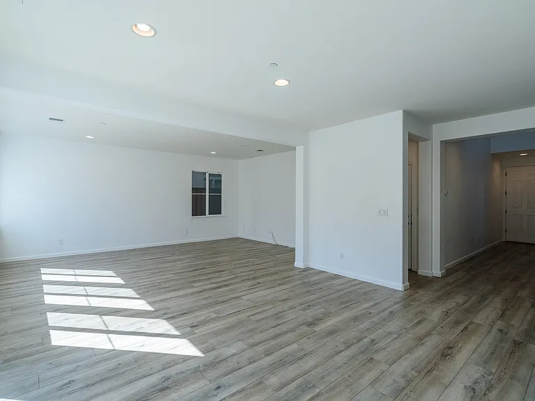 6576 Lopez Way — Photo 9
