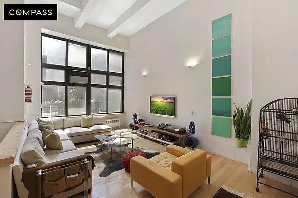 1st image of 536 W 43rd St APT 1g