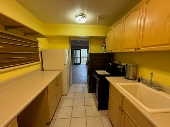 228 Maple Dr, Los Alamos, NM 87544