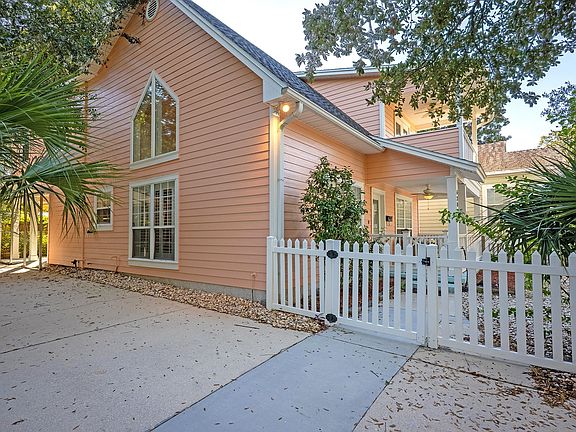 5th image of 420 S 4th St