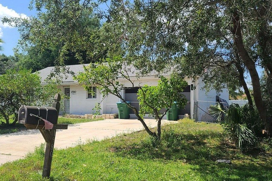 2nd image of 1580 Malaluka St