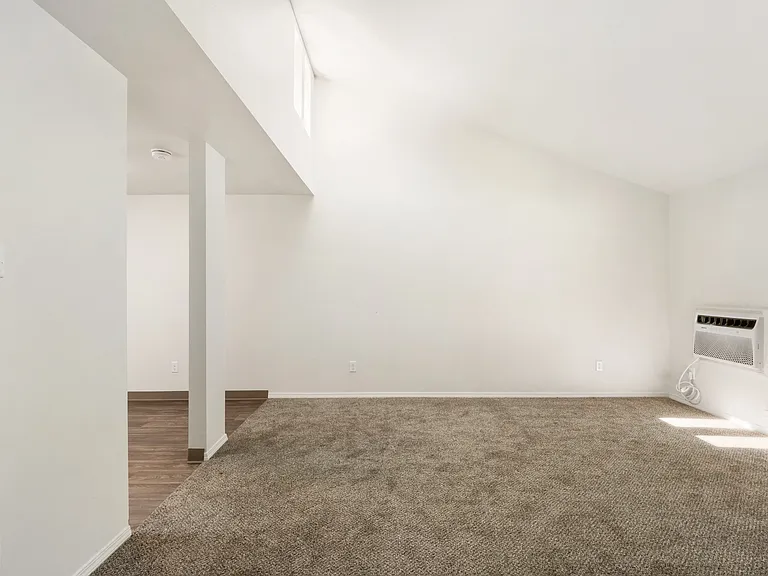 Park View Apartments — Photo 25