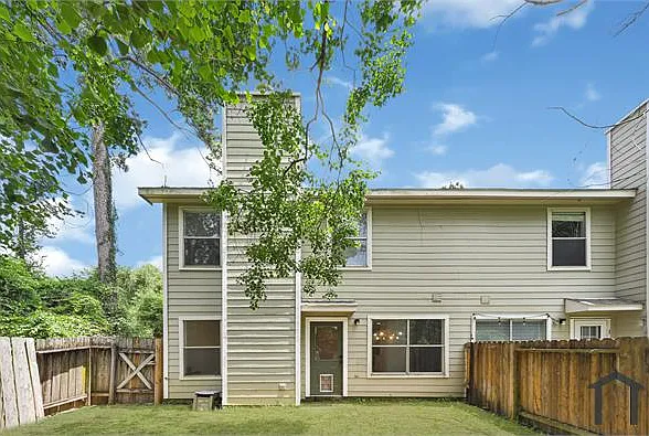 146 S Walden Elms Cir — Photo 10