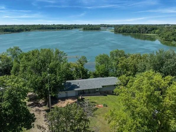 19421 708th Ave, Dassel, MN 55325