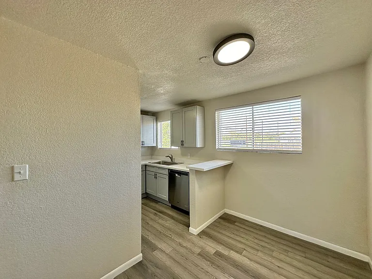 Newly Remodeled! Viewable November 8th! — Photo 7