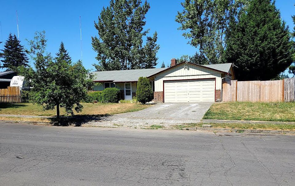 1st image of 15412 NE 31st St