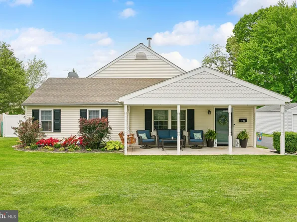 712 Woodbrook Ln, Plymouth Meeting, PA 19462