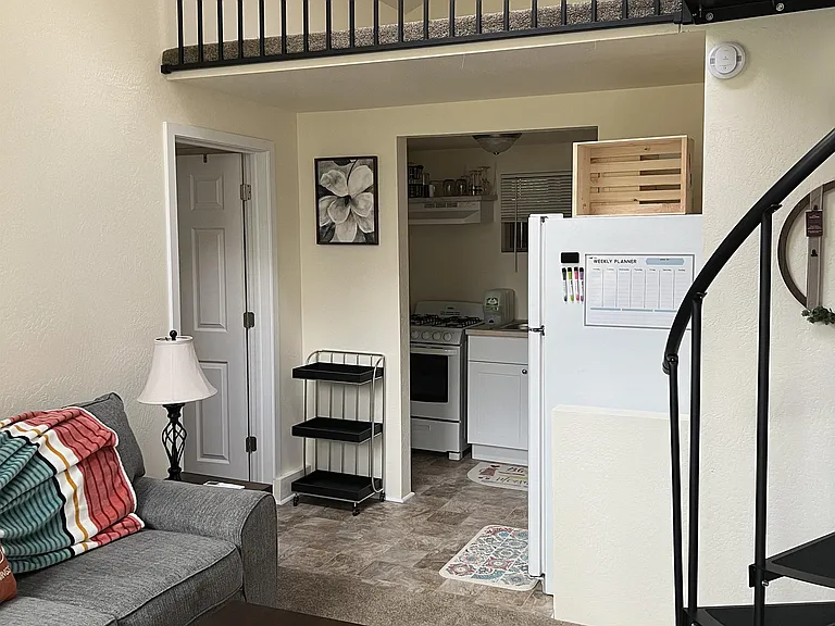 8401 Riverbanks Rd — Photo 3