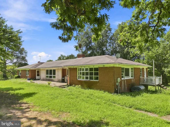 5491 Johnson Ln, Reva, VA 22735