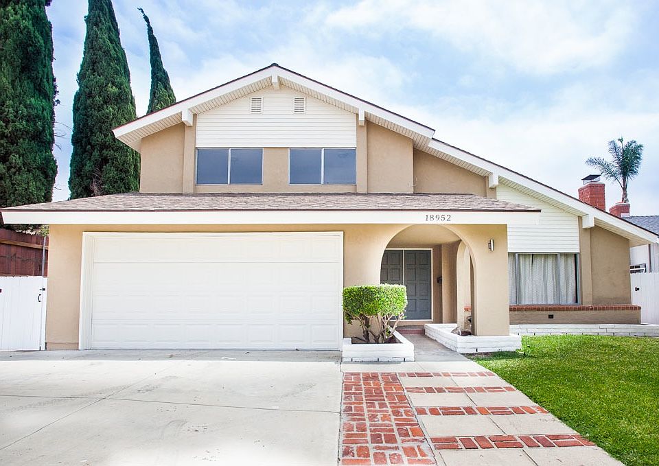 1st image of 18952 Cardona Dr