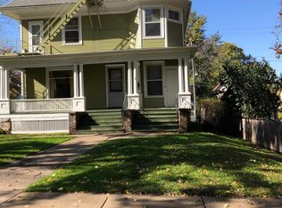914 23rd St APT 4, Rock Island, IL