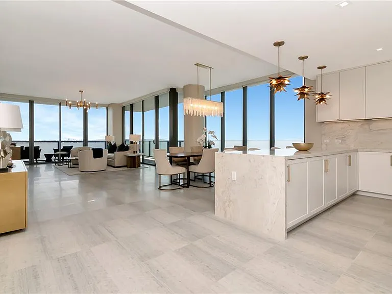 3101 W Bayshore Blvd #804 — Photo 4