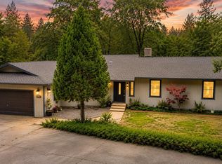 22100 Thunderbolt Dr, Sonora, CA 95370