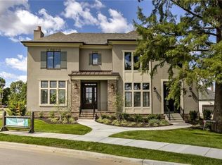 9339 Cedar Reserve Dr, Prairie Village, KS 66207