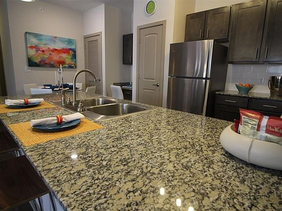 5th image of 4811 E Sam Houston Pkwy S APT 113