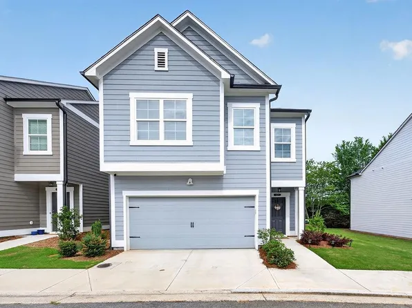 121 Mill Pond Ln, Calhoun, GA 30701